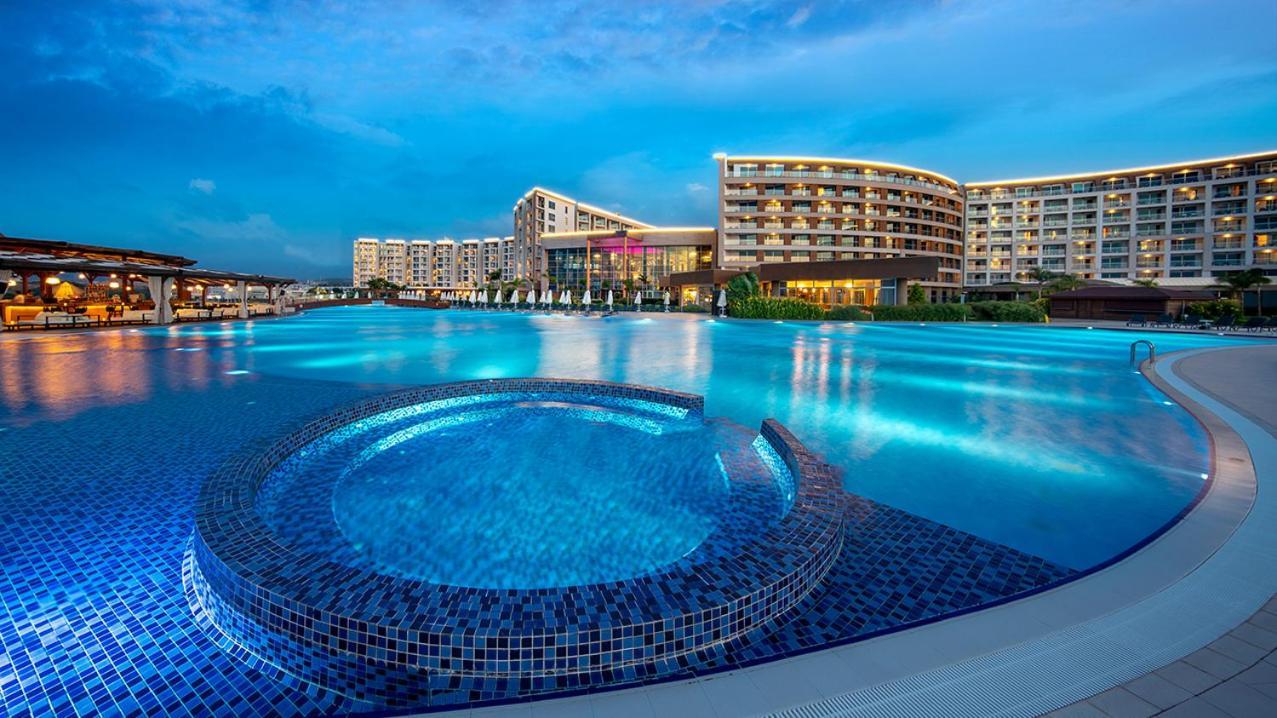 Elexus Hotel & Luxury Resort & Spa & Casino Northern Cyprus Bagian luar foto